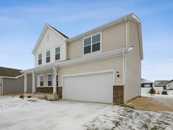 510 N Sycamore St, Hinckley, IL 60520