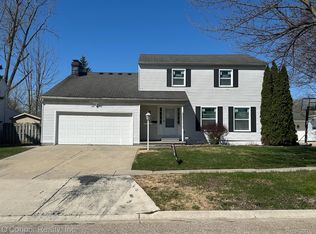 870 Indiana Ave, Marysville, MI