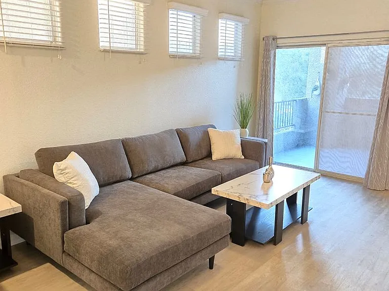 4400 S Jones Blvd #2103 — Photo 18