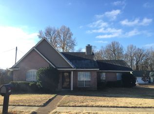 7001 Brady Hill Dr, Cordova, TN 38018