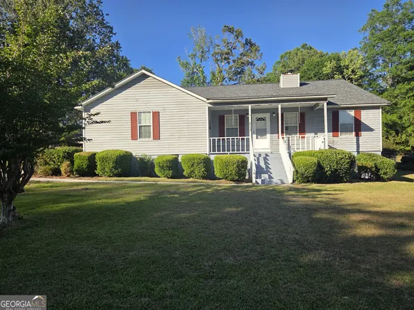 213 Lancelot Ln, Dublin, GA 31021