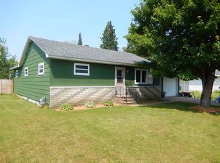 1013 W 4th St, Mosinee, WI 54455