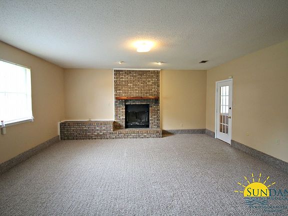 2nd image of 381 Brian Cir