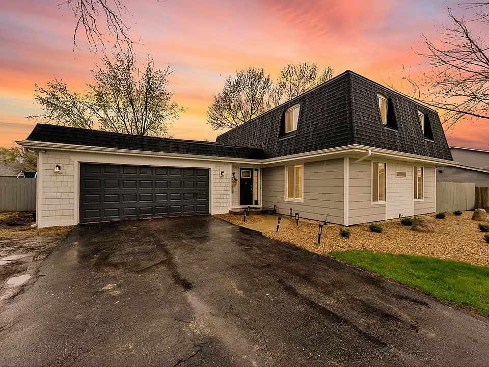 1st image of 2320 Mayflower Dr