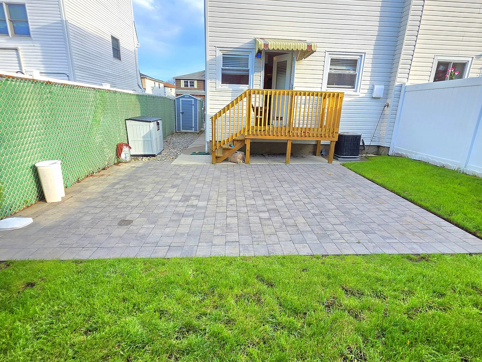 3 bed, 2500 sqft, $3,500 — Photo 3