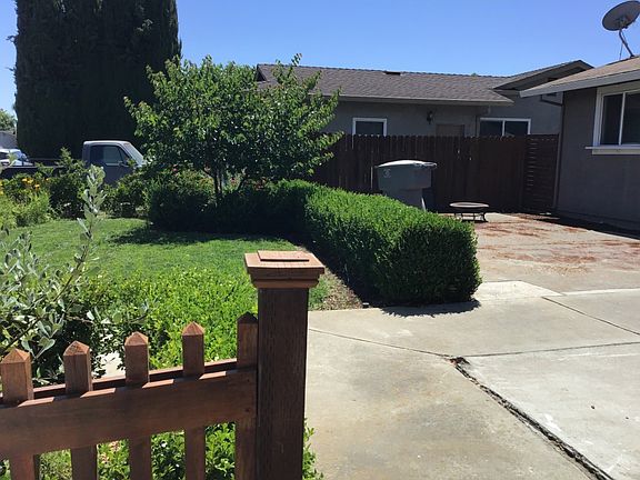 2nd image of 2612 Dobbins Ln
