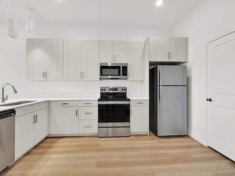 Wasatch View Apartments — Photo 43