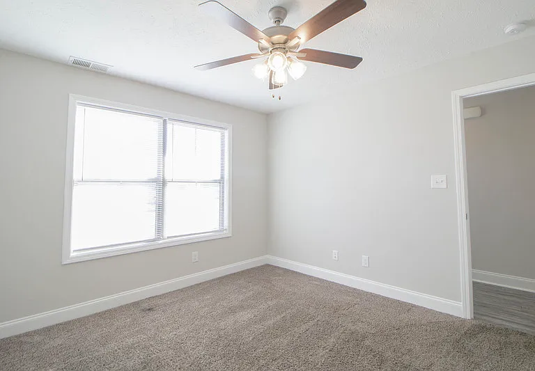 1000-103 Henry Place Blvd — Photo 3