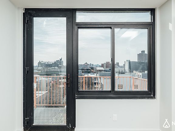 5th image of 594 Bushwick Ave #613