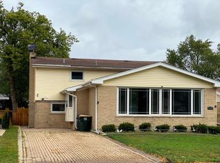 7908 Maple St, Morton Grove, IL 60053