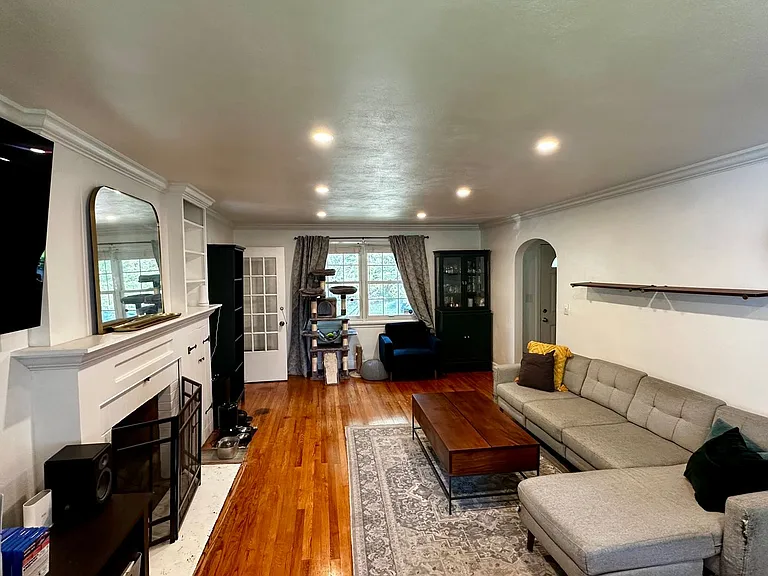6301 Monroe Pl — Photo 3