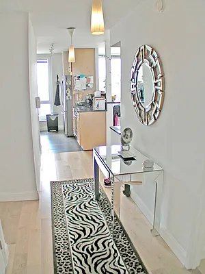 Rented by R New York | media 13