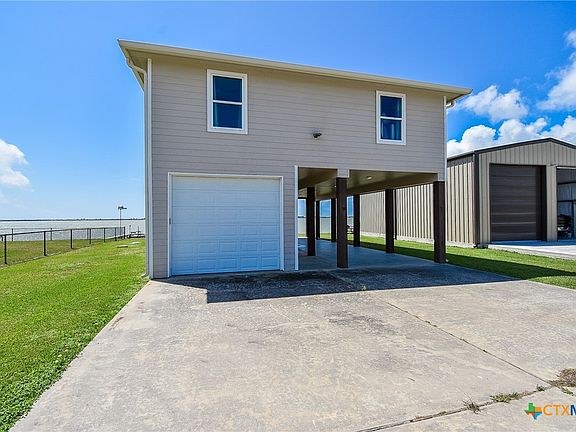 2nd image of 1486 W Bayshore Dr