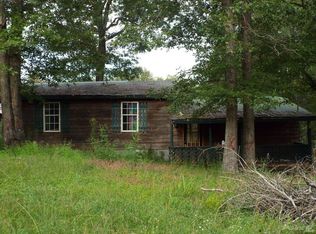 1597 Hollis Poore Rd, Jamestown, TN 38556