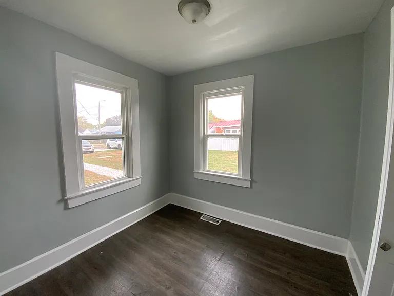 3040 Main St — Photo 10