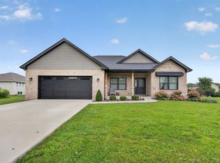 205 Wesley Dr, Peotone, IL 60468