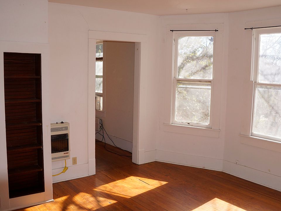 1st image of 1317 N Austin St APT C