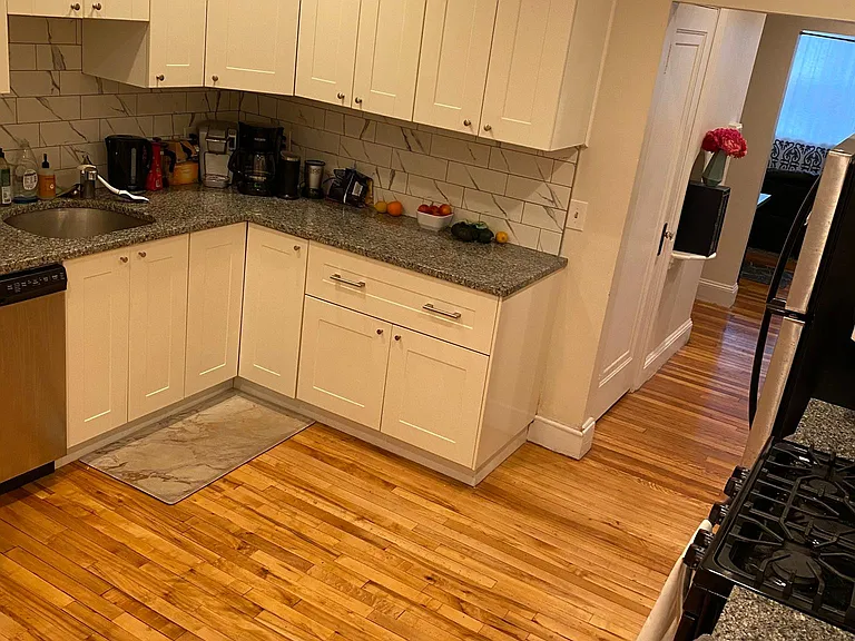 280-290 Corey rd — Photo 10