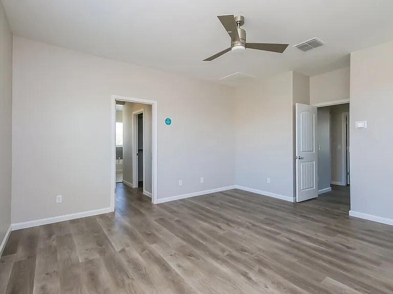 2357 S Lorena — Photo 10