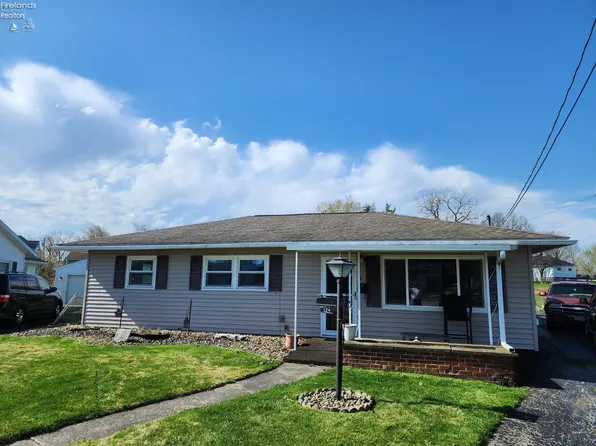 124 Crystal Ct, Bellevue, OH 44811