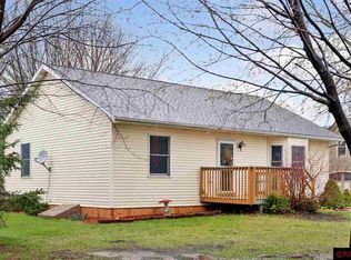 216 S 7th St, Saint Peter, MN 56082