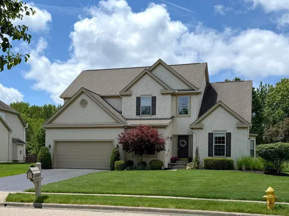 7687 Park Bend Dr, Westerville, OH 43082