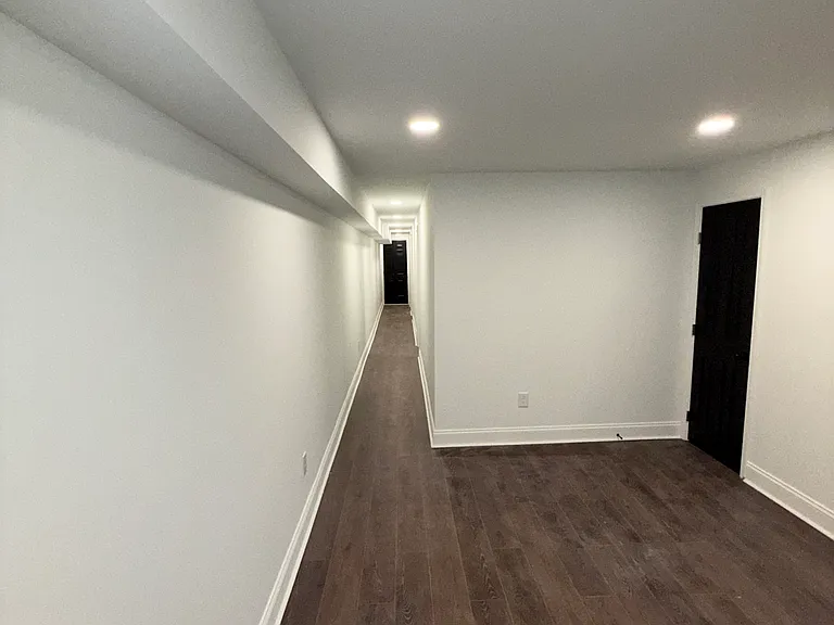 2028 Druid Hill Ave — Photo 8