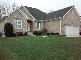 2775 Laurelstone Ln, Bowling Green, KY 42104