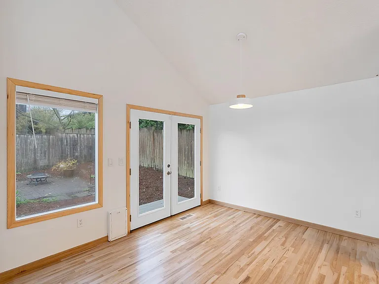10946 SW 65th Ave — Photo 17