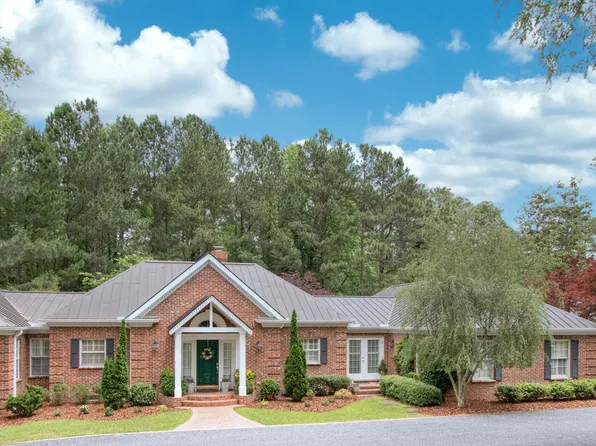 8 Melrose Drive, Pinehurst, NC 28374