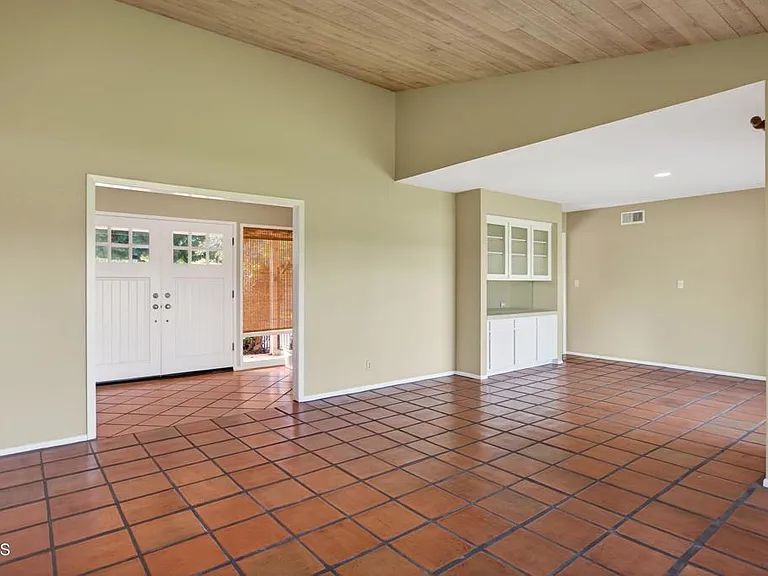 1525 Fairway Dr — Photo 11