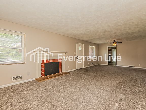 4th image of 2930 Hazelwood Ave