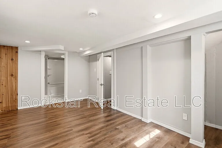 3027 W Cleveland Ave — Photo 11