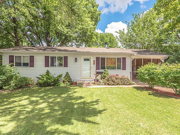 4th image of 75 Ville Teresa Ct