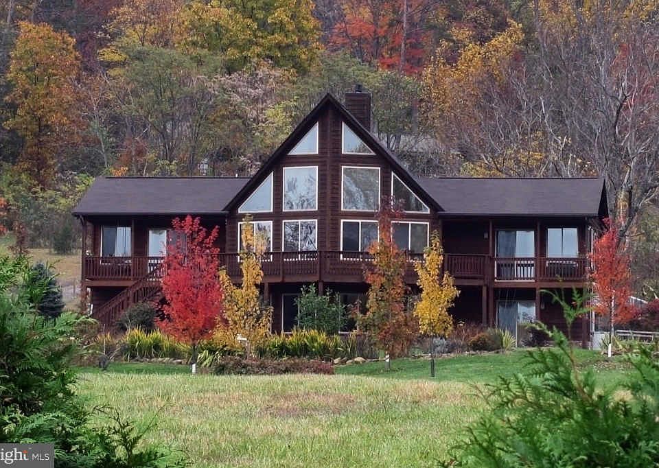 1st image of 266 Timberland Pl