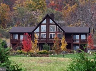266 Timberland Pl, Bentonville, VA 22610