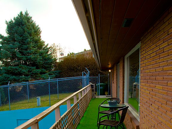 2nd image of 409 Hillcrest Dr