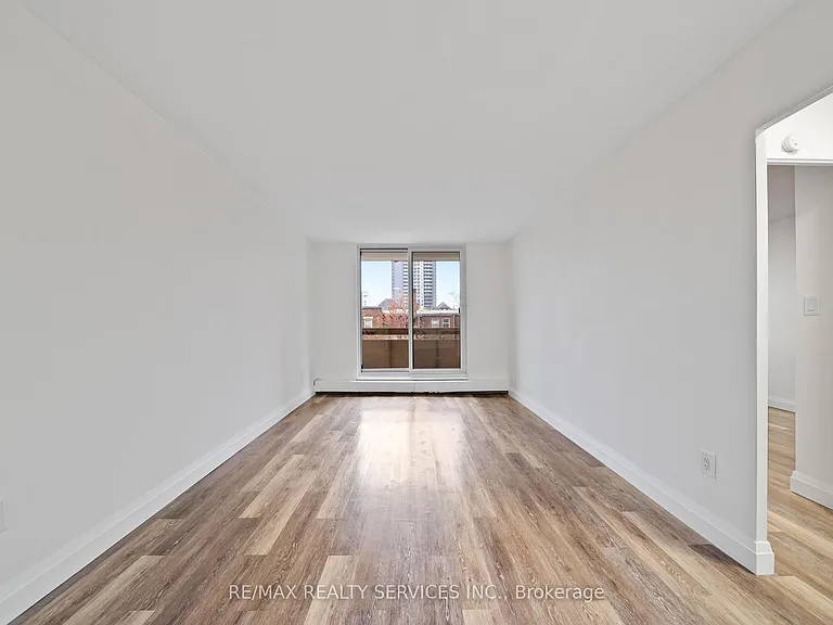 223 Jackson St W #1104 — Photo 4