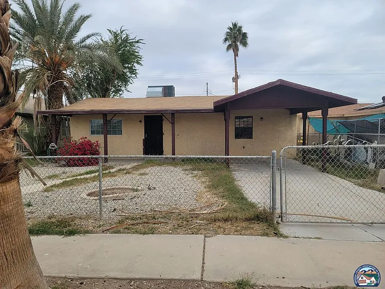 232 E Brighton Ave — Photo 1
