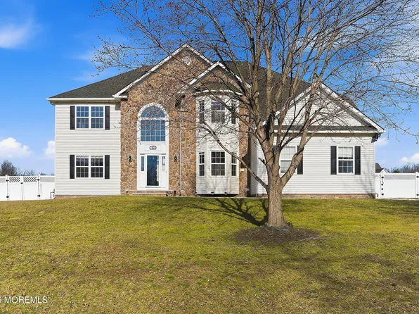 10 Etty Court, Manchester, NJ 08759