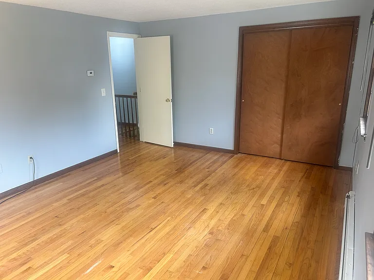 204 School St — Photo 15