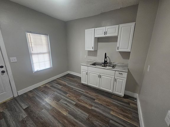 5th image of 7310 Camden Ave #1