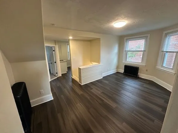 516 Arch St APT 2, Perkasie, PA 18944