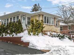 65 Deerfield Rd, Sayreville, NJ 08872