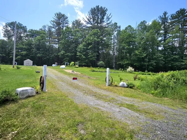 191 Canaan Road, Clinton, ME 04927