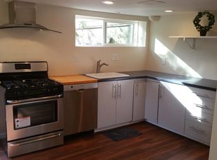 3041 SW Flower Ter #A, Portland, OR 97239