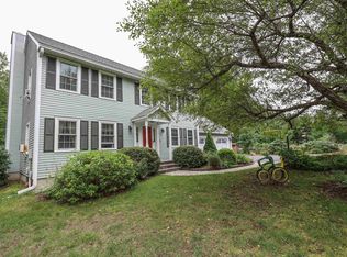 19 Proctor Rd, Bedford, NH 03110