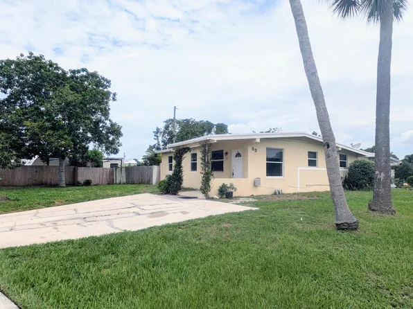 85 Morgans Way, Palm Springs, FL 33461