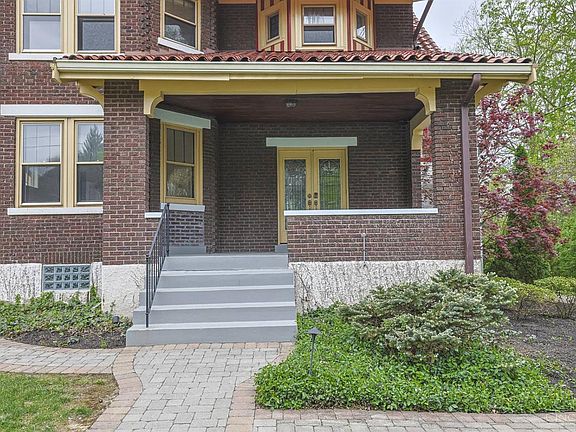 5th image of 115 E Mills Ave