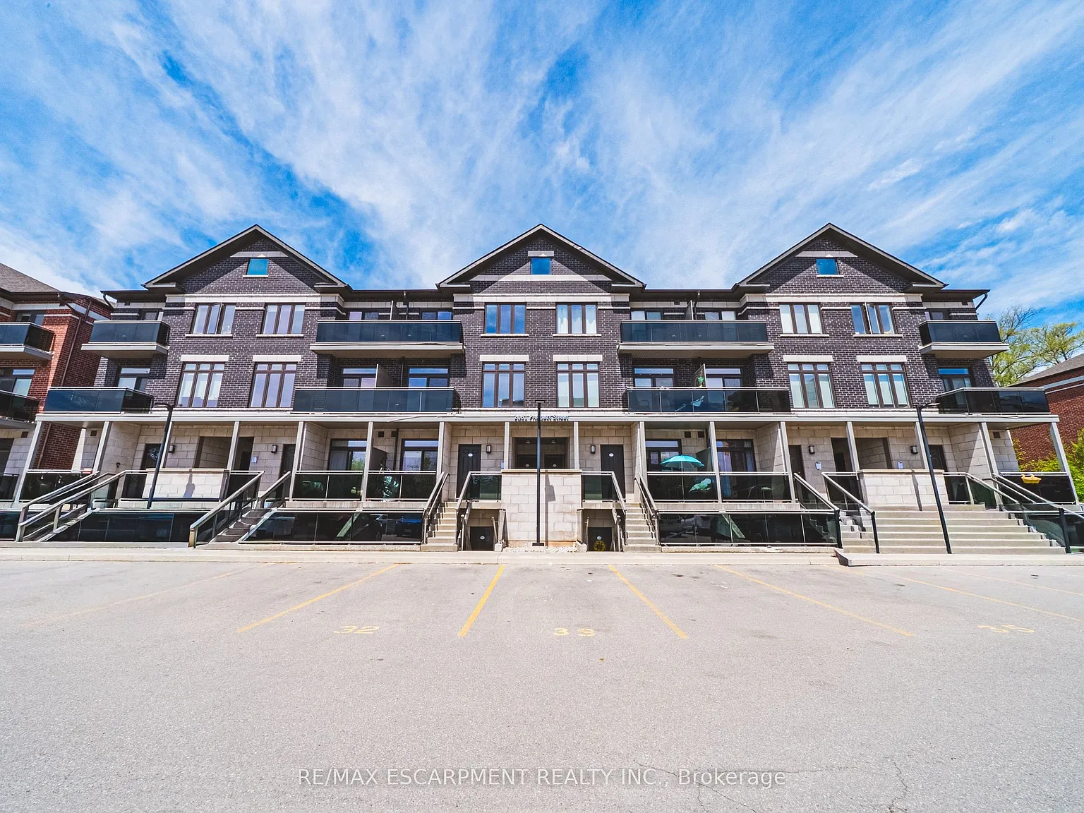 2 bed, $2,675 — Photo 1